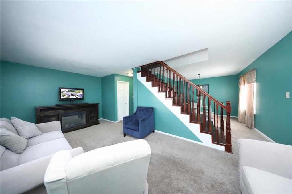 235 Jamie Lane Arden Heights Staten Island NY 10312