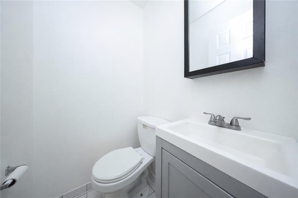 235 Jamie Lane Arden Heights Staten Island NY 10312