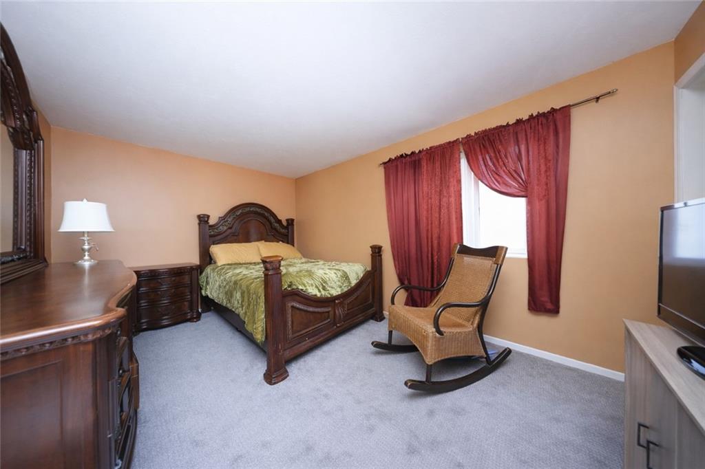 235 Jamie Lane Arden Heights Staten Island NY 10312