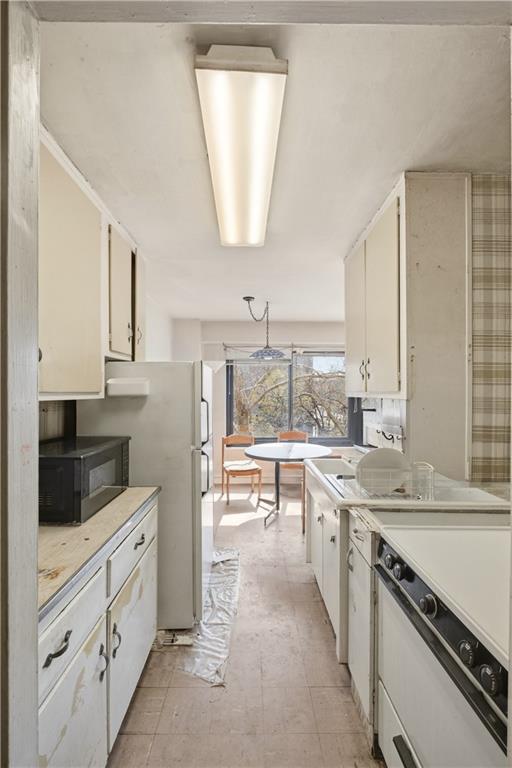 3368 21st Street Astoria Astoria NY 11106