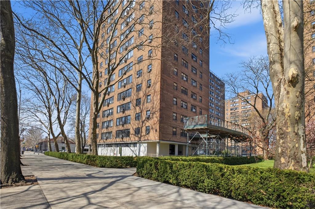 3368 21st Street Astoria Astoria NY 11106