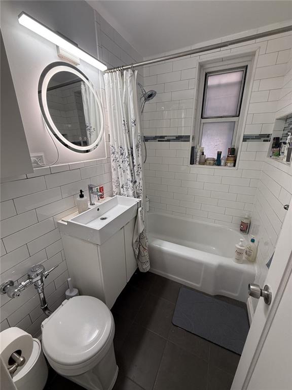 2553 East 7th Street Sheepshead Bay Brooklyn NY 11235