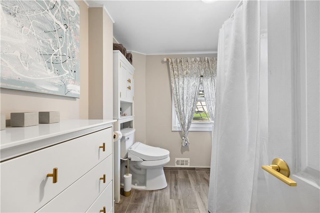 262 Lindenwood Road Great Kills Staten Island NY 10308