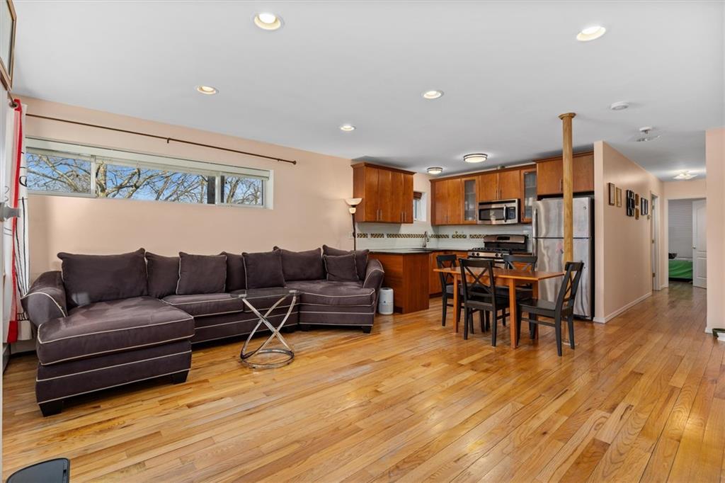 3194 Avenue V Marine Park Brooklyn NY 11229