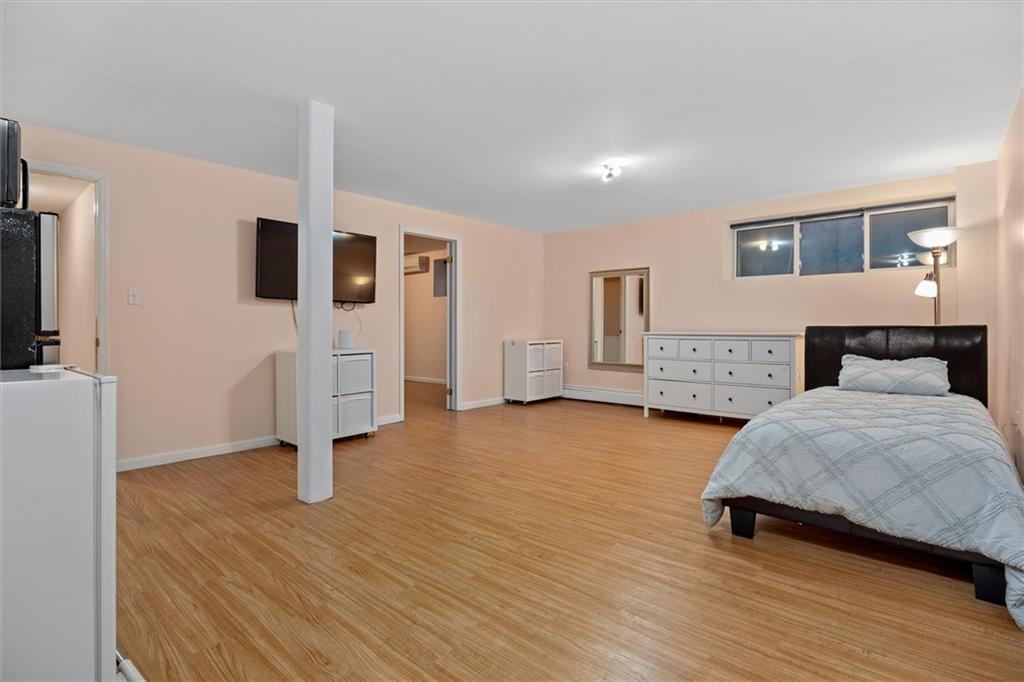 3194 Avenue V Marine Park Brooklyn NY 11229