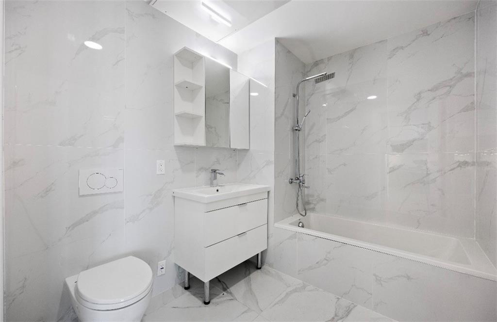 2654 East 18th Street Sheepshead Bay Brooklyn NY 11235