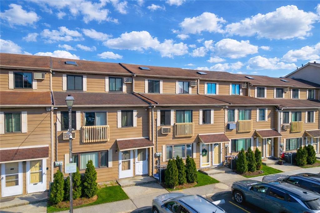 177 Lamped Loop New Springville Staten Island NY 10314