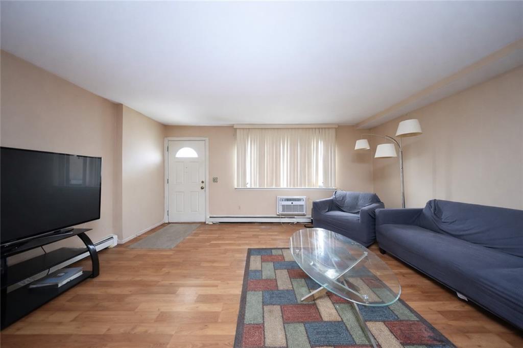 177 Lamped Loop New Springville Staten Island NY 10314