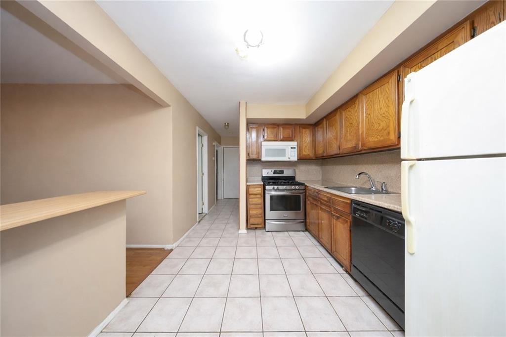 177 Lamped Loop New Springville Staten Island NY 10314