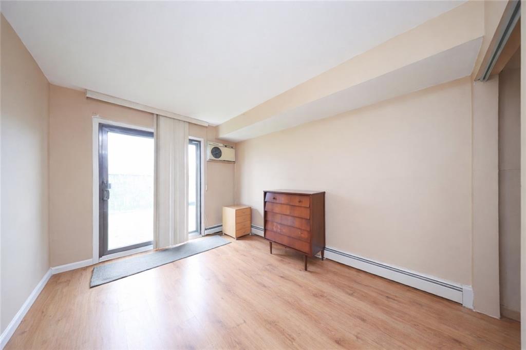 177 Lamped Loop New Springville Staten Island NY 10314