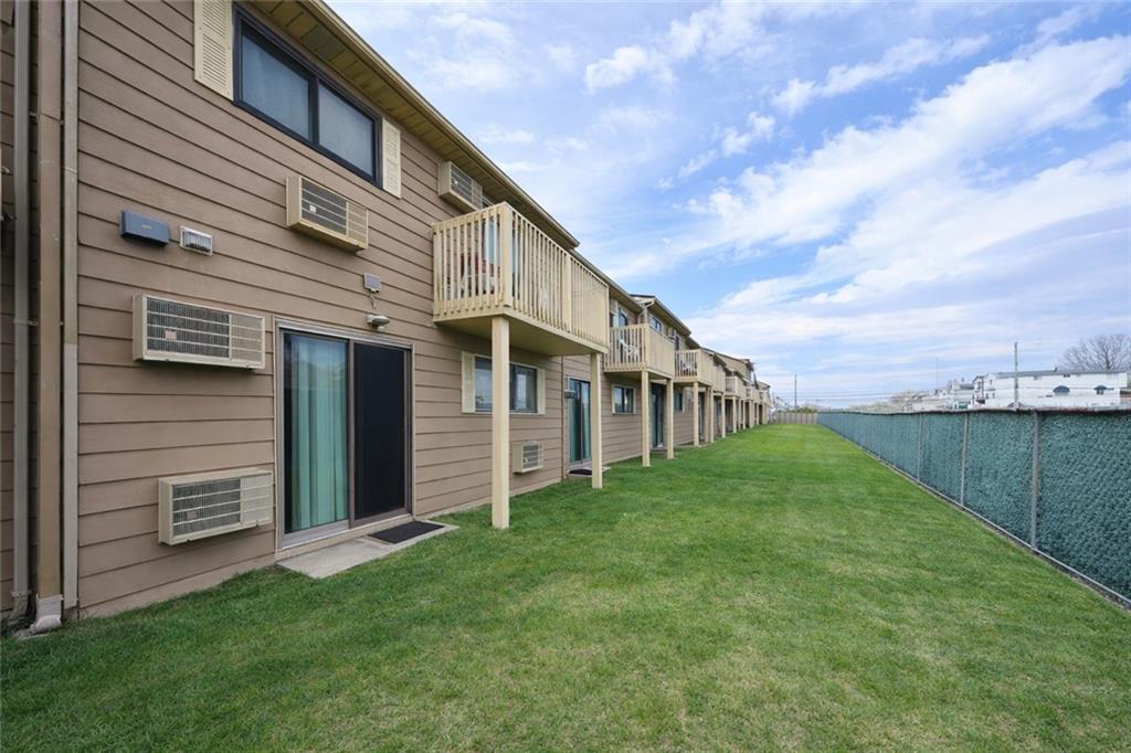 177 Lamped Loop New Springville Staten Island NY 10314