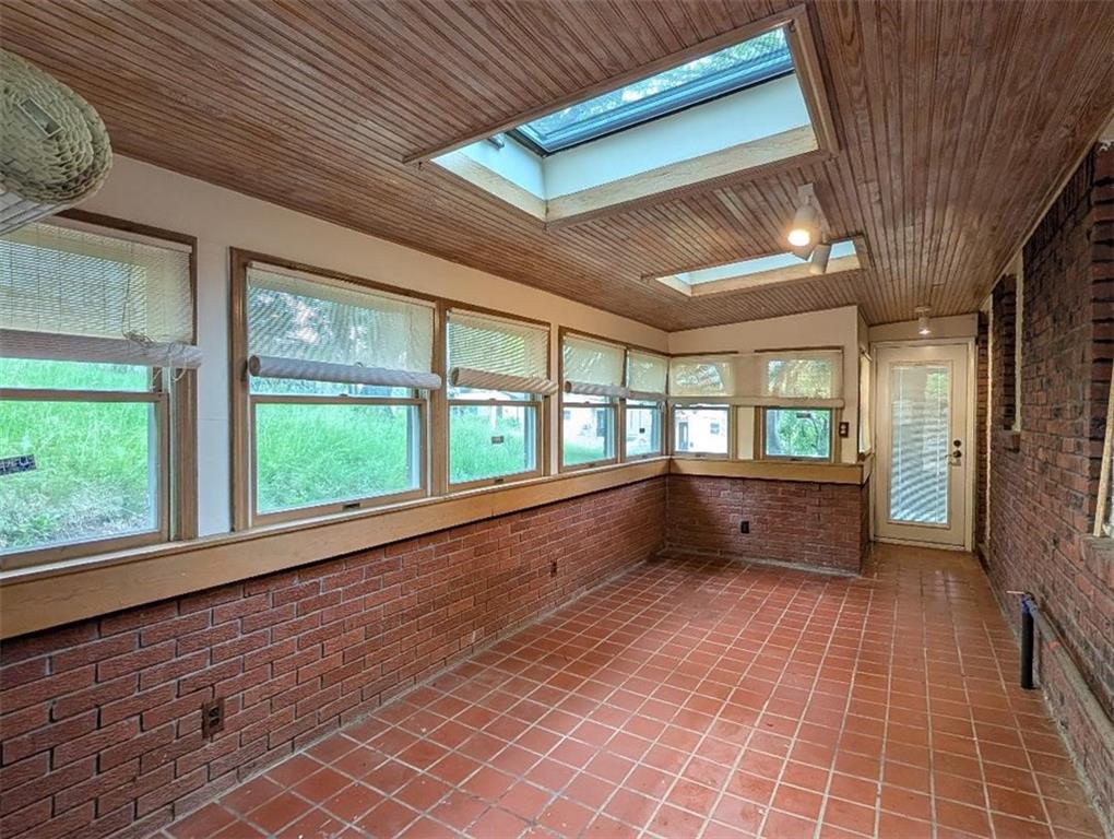 80 Cedar Terrace Grymes Hill Staten Island NY 10304