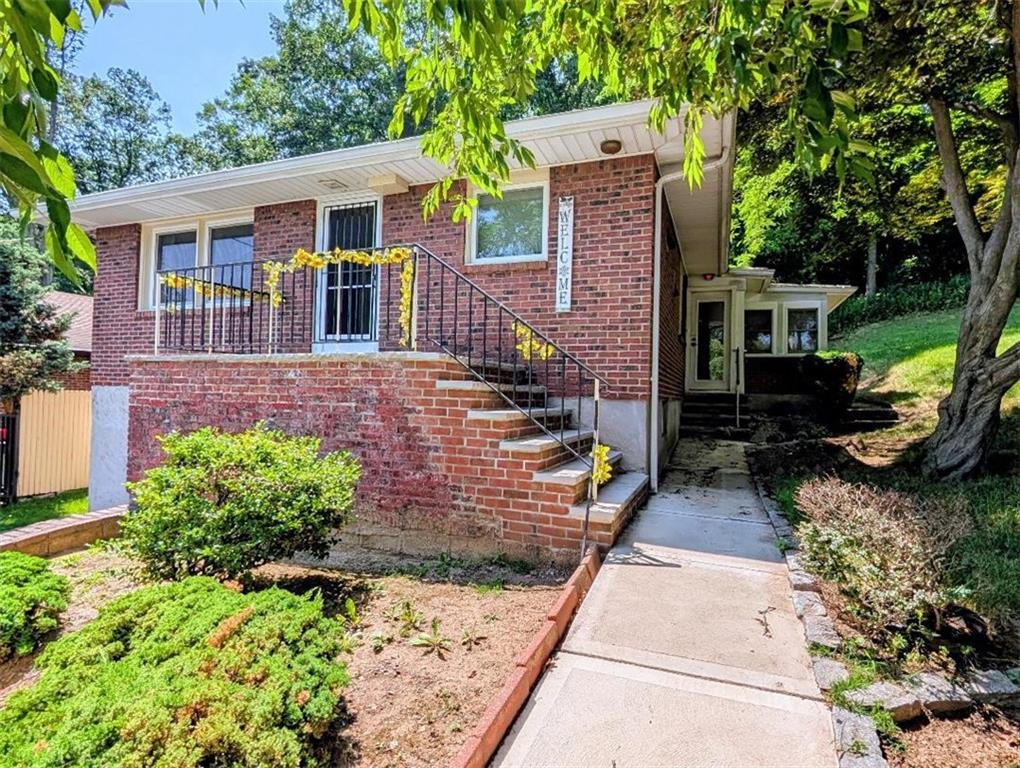 80 Cedar Terrace Grymes Hill Staten Island NY 10304