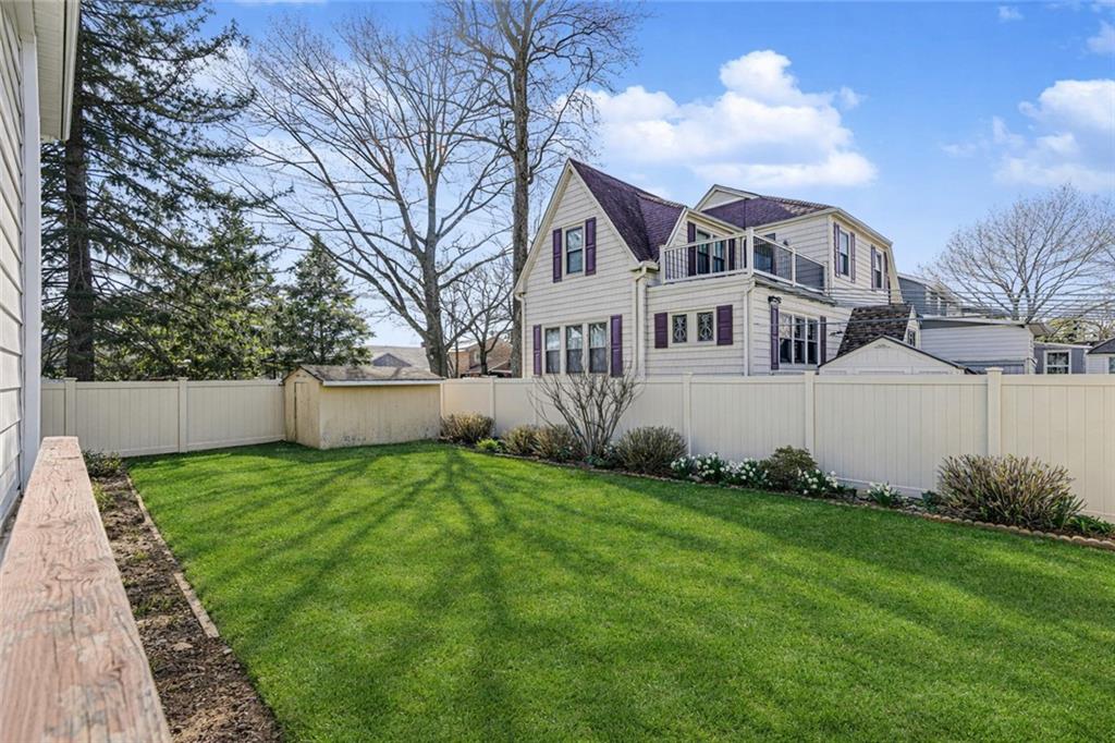 247 Guyon Avenue Oakwood Staten Island NY 10306