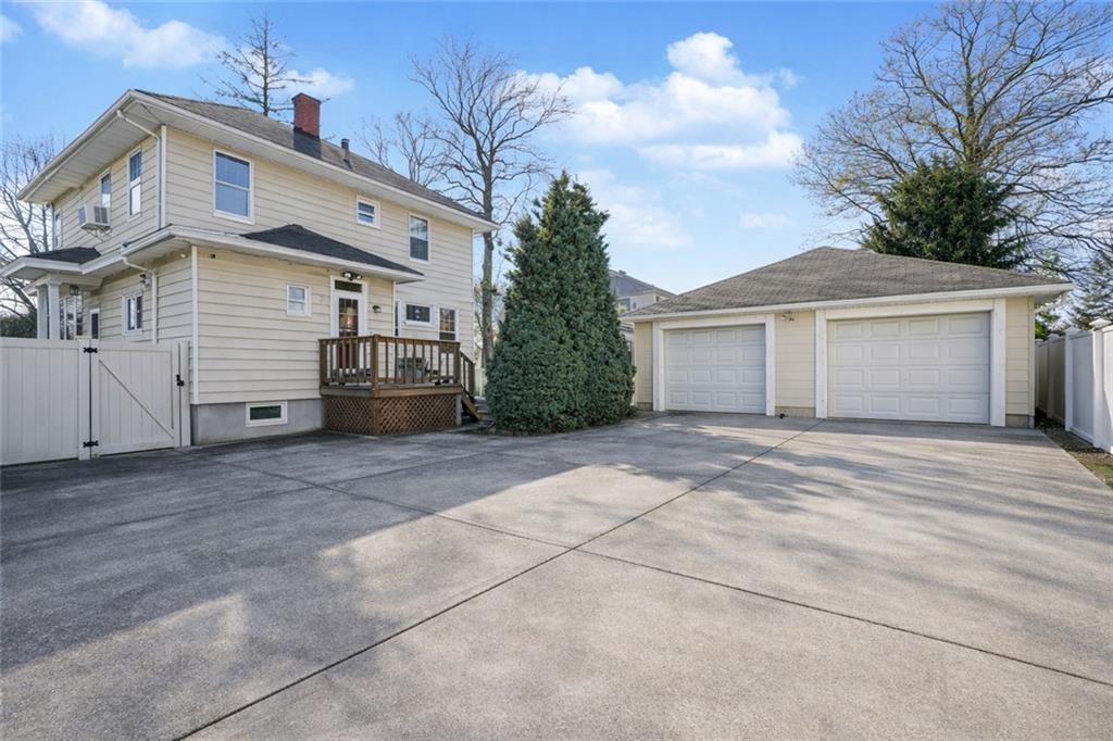 247 Guyon Avenue Oakwood Staten Island NY 10306