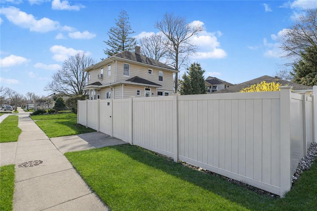 247 Guyon Avenue Oakwood Staten Island NY 10306