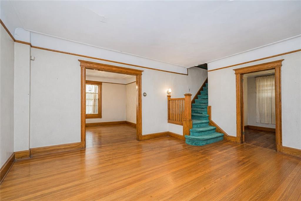 247 Guyon Avenue Oakwood Staten Island NY 10306