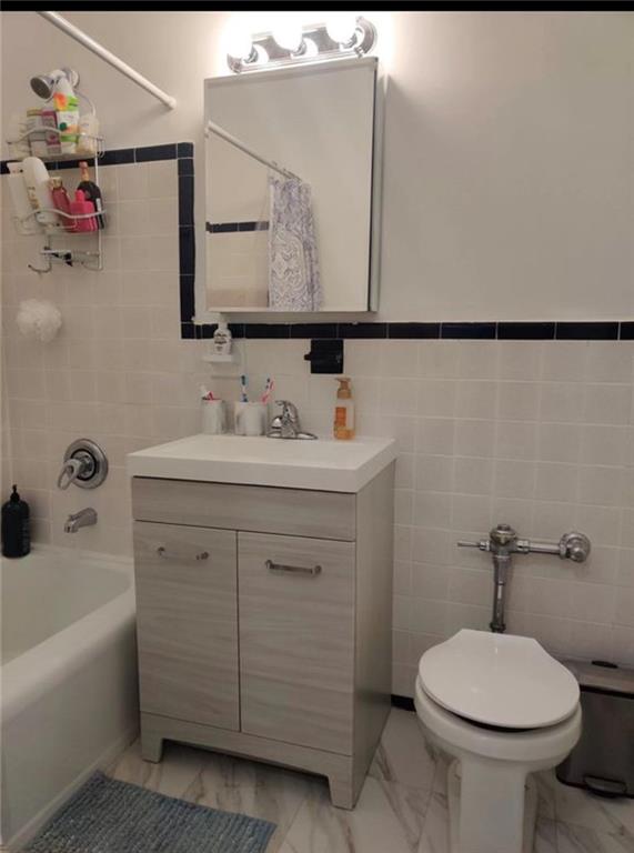 2475 East 11th Street Sheepshead Bay Brooklyn NY 11235