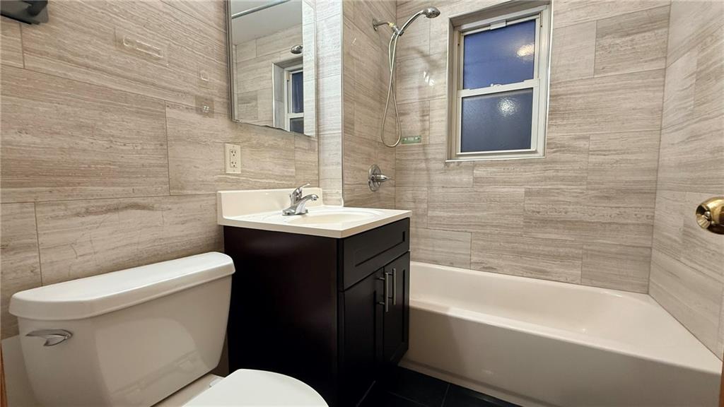 14803 61st Road Queensboro Hill Queens NY 11367