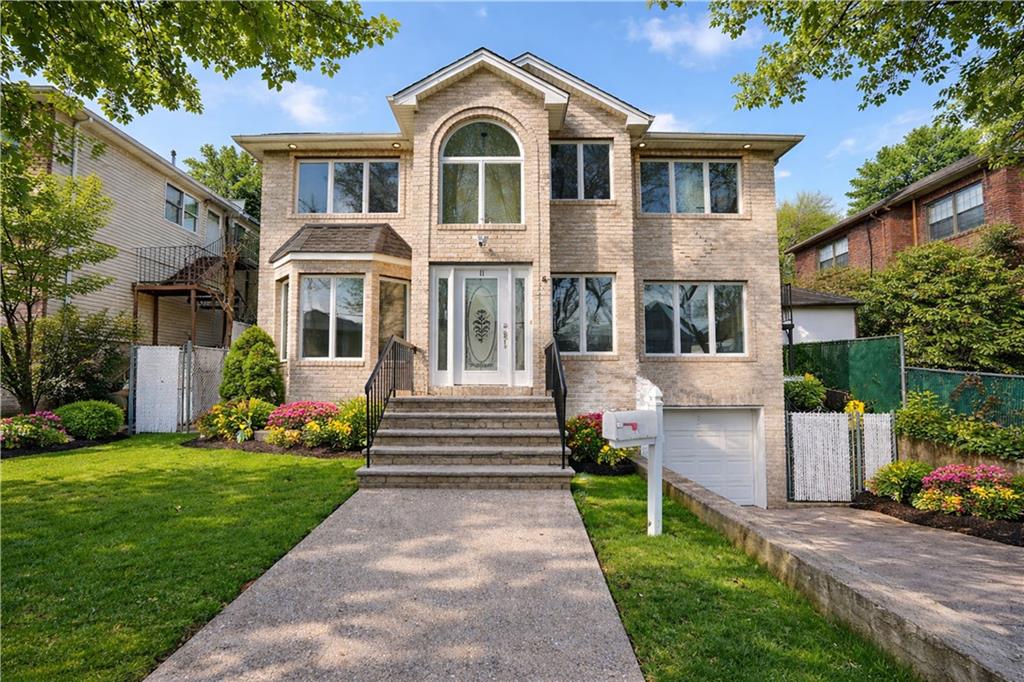 11 Whitaker Place Dongan Hills Staten Island NY 10304