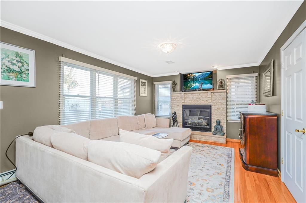 11 Whitaker Place Dongan Hills Staten Island NY 10304