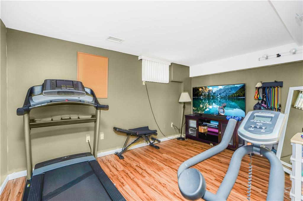 11 Whitaker Place Dongan Hills Staten Island NY 10304