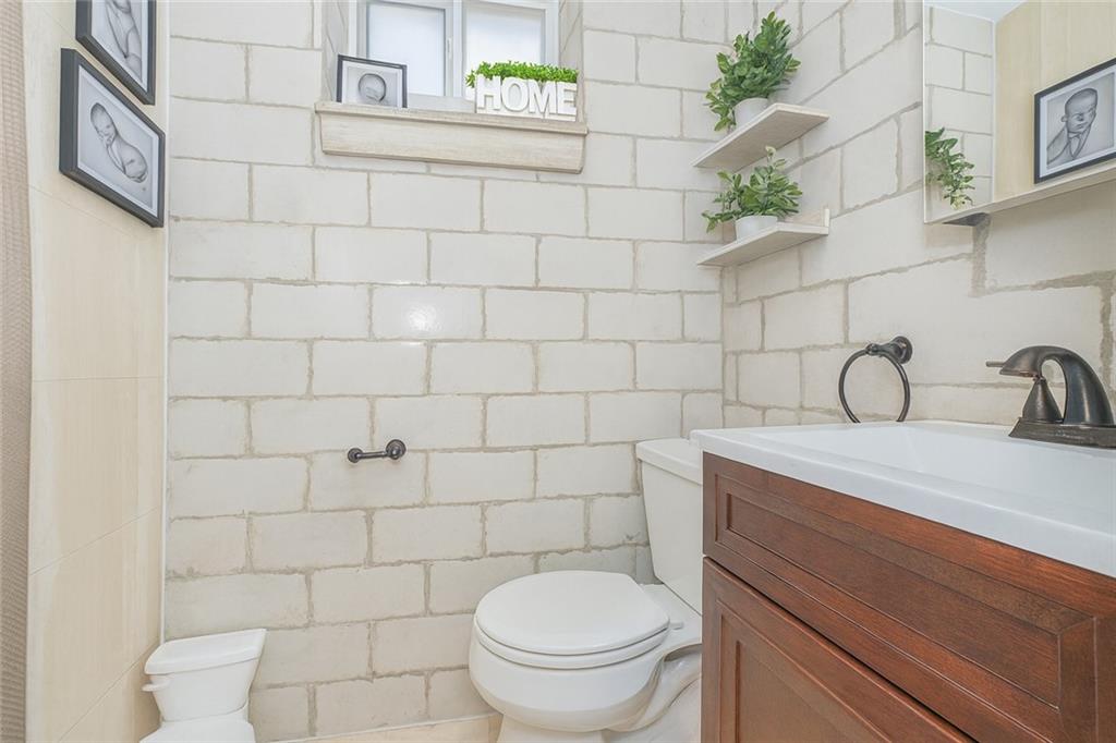 1075 77th Street Dyker Heights Brooklyn NY 11228