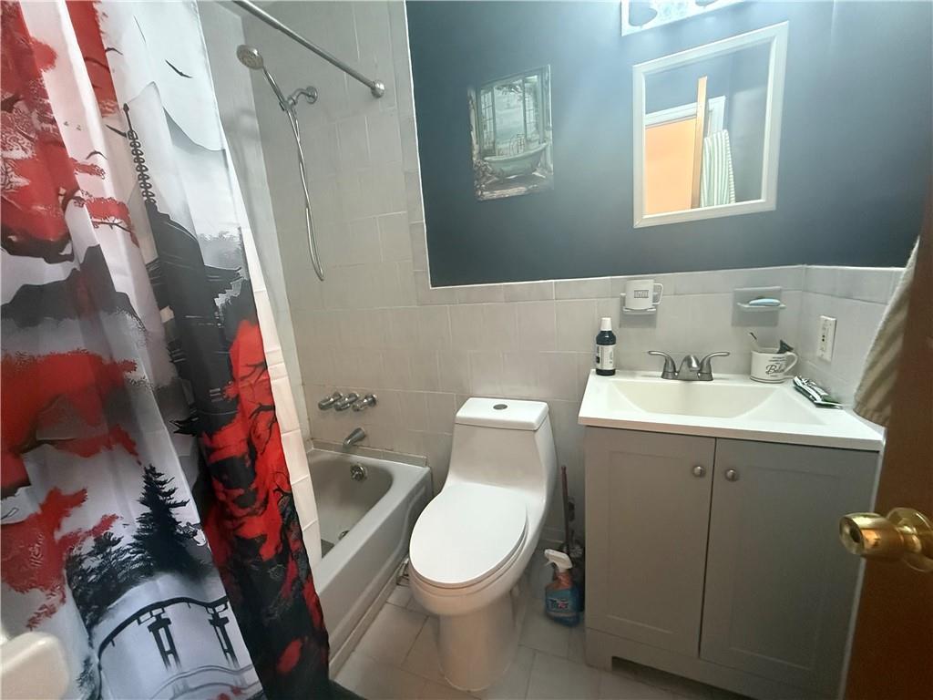 2814 East 28th Street Sheepshead Bay Brooklyn NY 11235