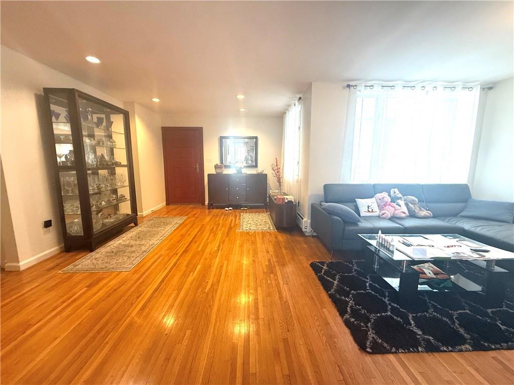 2814 East 28th Street Sheepshead Bay Brooklyn NY 11235