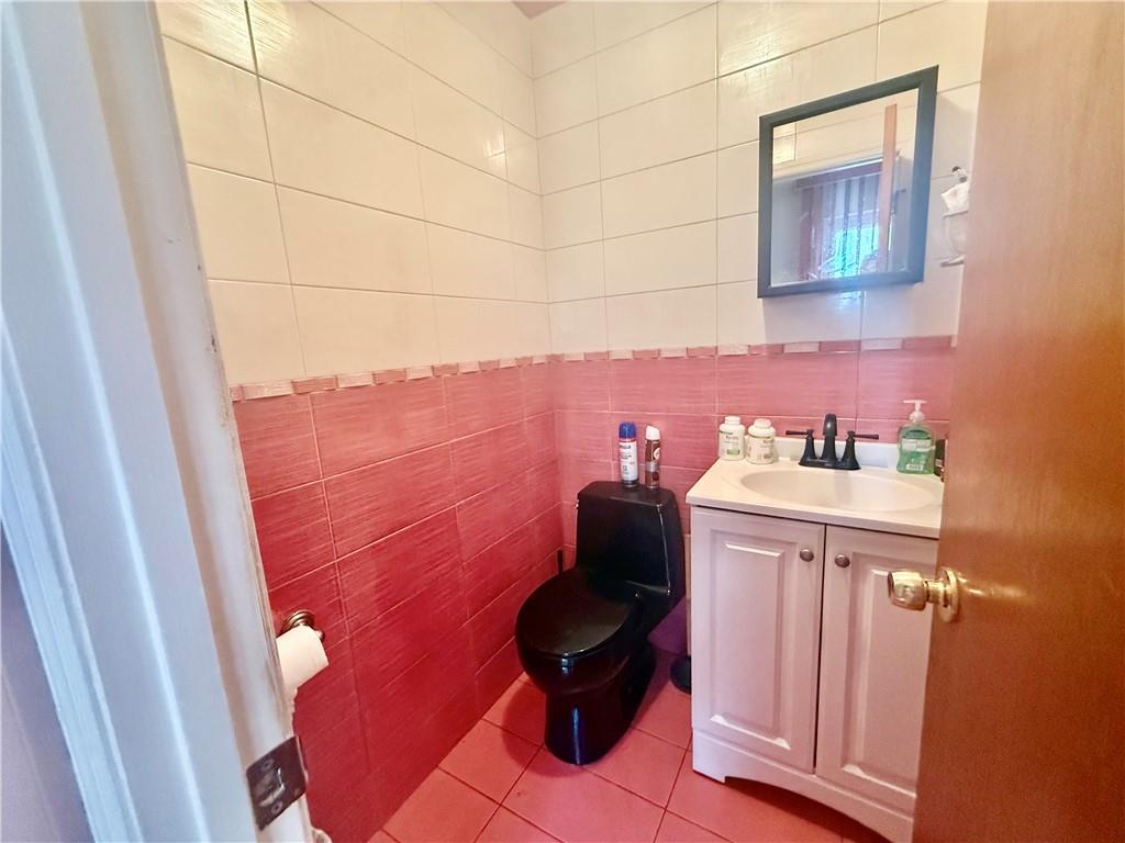 2814 East 28th Street Sheepshead Bay Brooklyn NY 11235