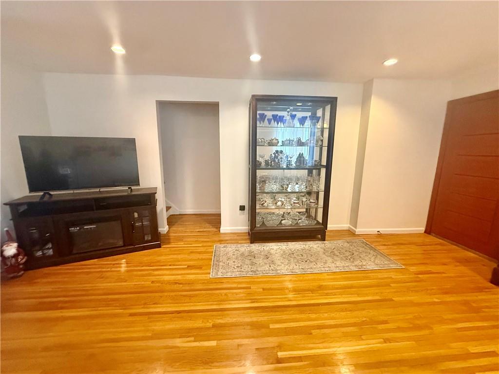 2814 East 28th Street Sheepshead Bay Brooklyn NY 11235