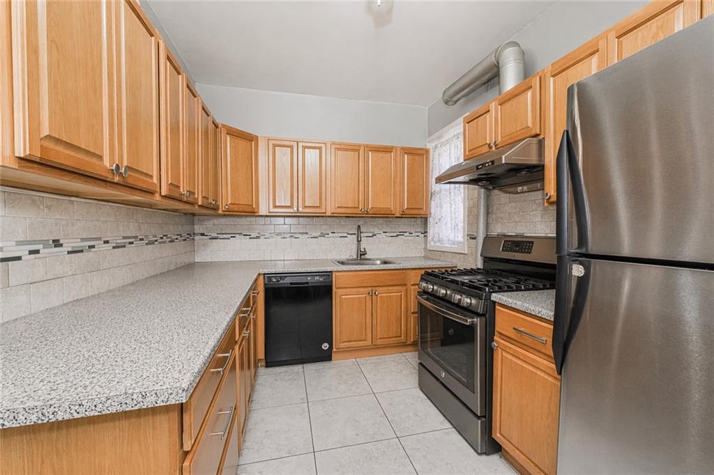 7922 6th Avenue Bay Ridge Brooklyn NY 11209