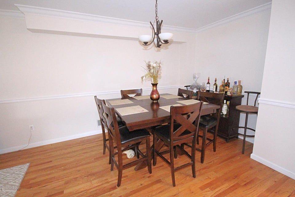 66 Plumtree Lane Rossville Staten Island NY 10309