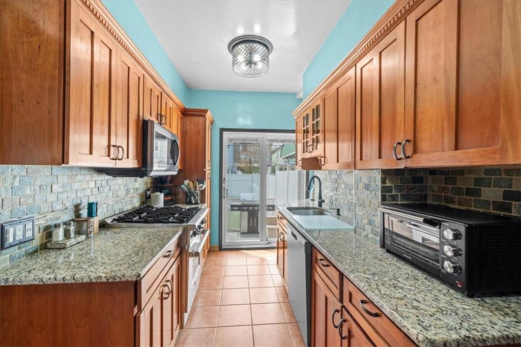 1728 East 33rd Street Marine Park Brooklyn NY 11234