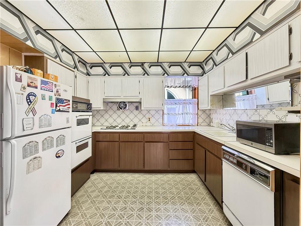 2156 Ocean Parkway Gravesend Brooklyn NY 11223