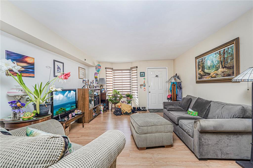 47 Tappen Court Stapleton Staten Island NY 10304