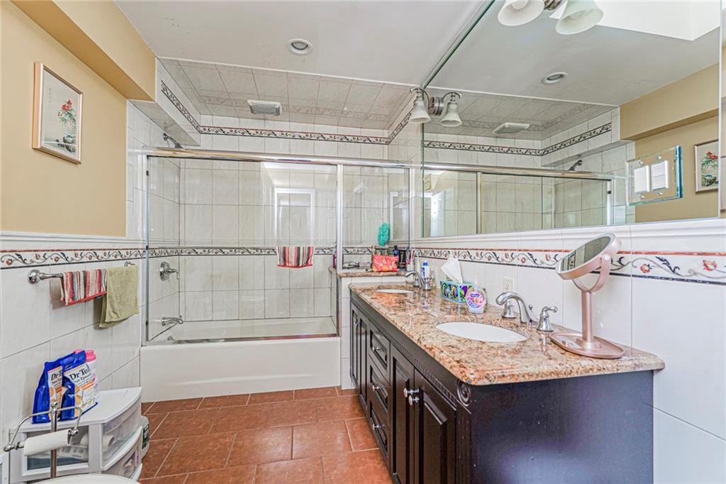 47 Tappen Court Stapleton Staten Island NY 10304