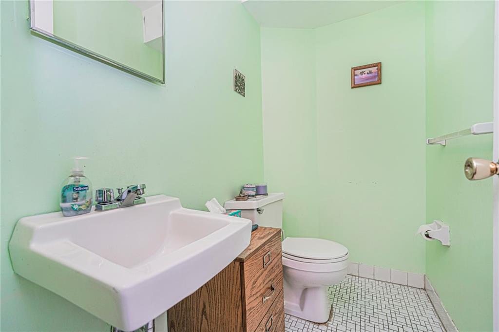 47 Tappen Court Stapleton Staten Island NY 10304