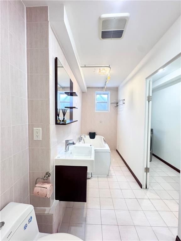 2148 East 34th Street Marine Park Brooklyn NY 11234