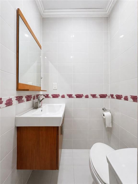 2148 East 34th Street Marine Park Brooklyn NY 11234