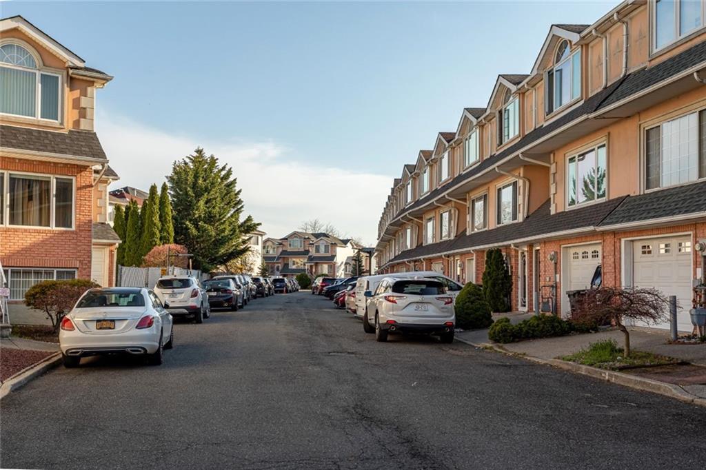 69 Alex Circle South Beach Staten Island NY 10305