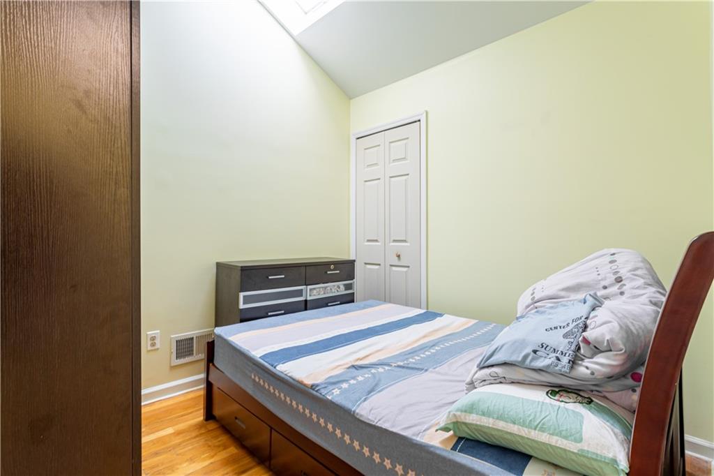 69 Alex Circle South Beach Staten Island NY 10305