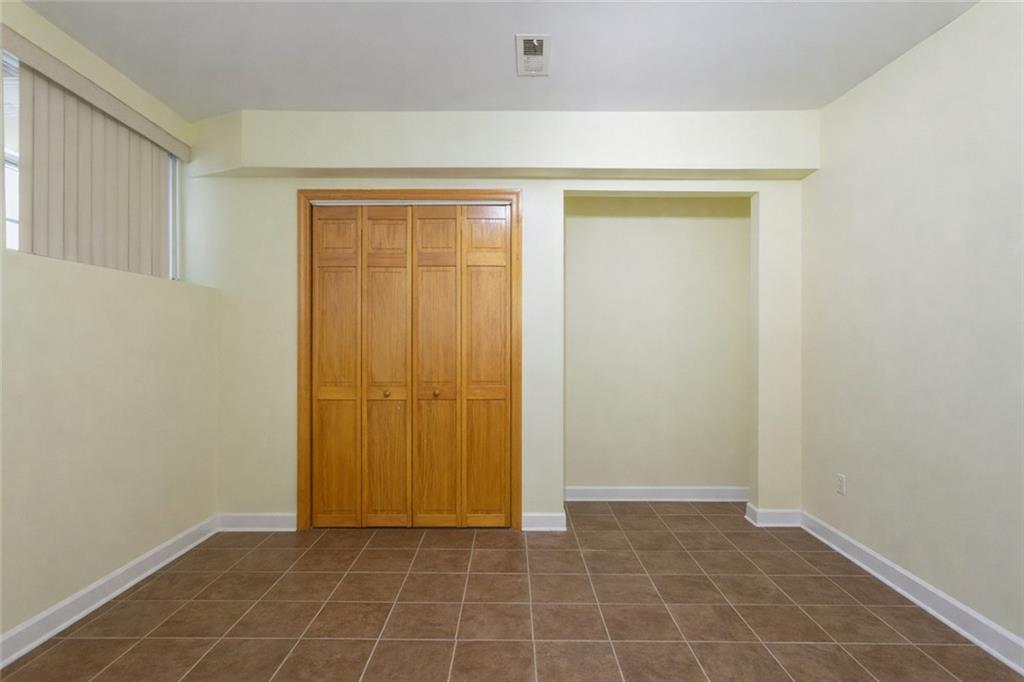 69 Alex Circle South Beach Staten Island NY 10305