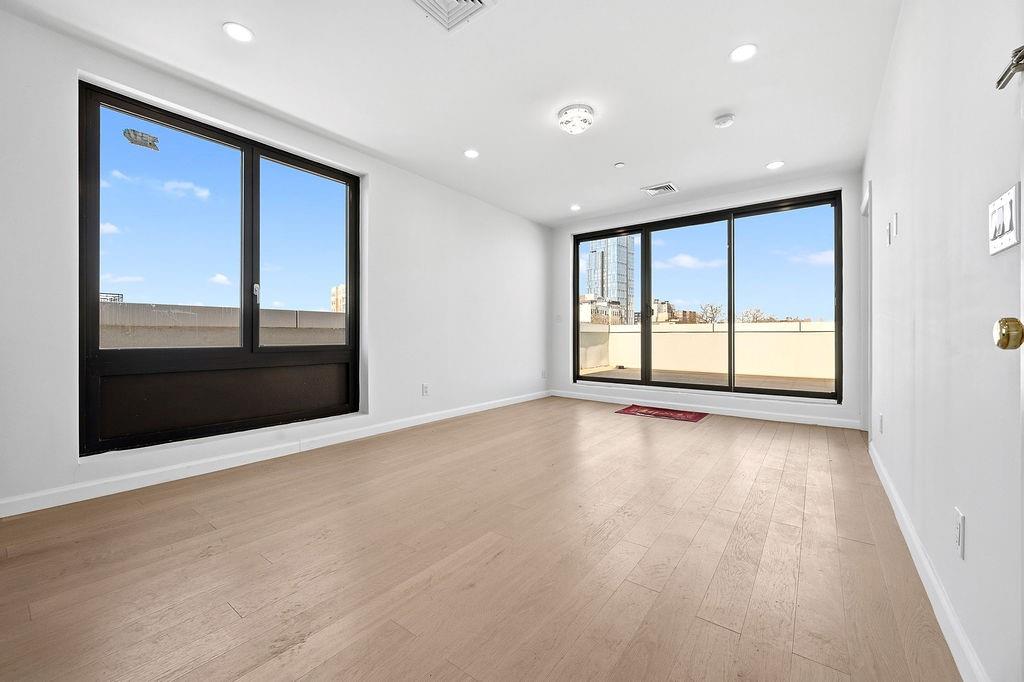 207 Bay 35th Street Bath Beach Brooklyn NY 11214