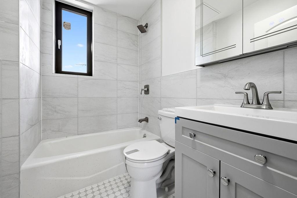 207 Bay 35th Street Bath Beach Brooklyn NY 11214