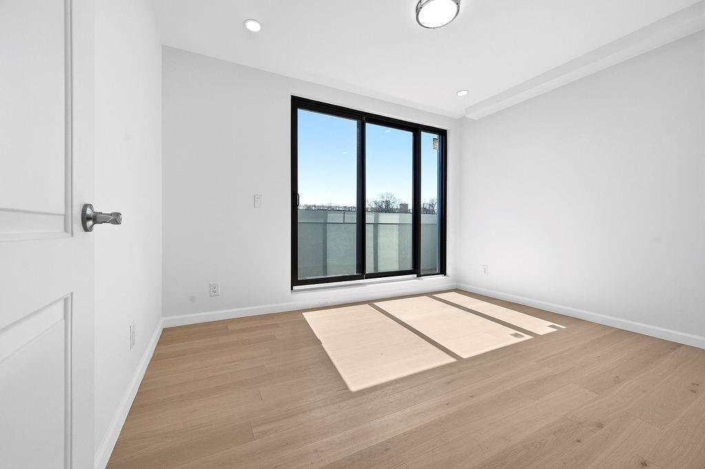 207 Bay 35th Street Bath Beach Brooklyn NY 11214