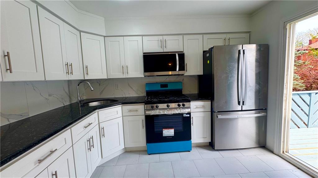 33 Lillie Lane Heartland Village State Island NY 10314