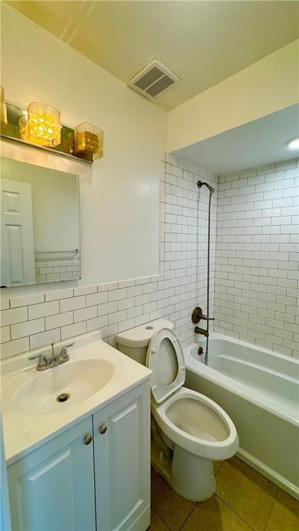 33 Lillie Lane Heartland Village State Island NY 10314