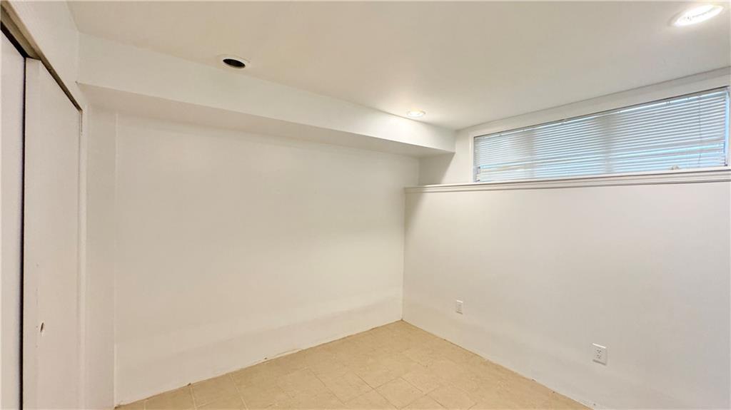 33 Lillie Lane Heartland Village State Island NY 10314