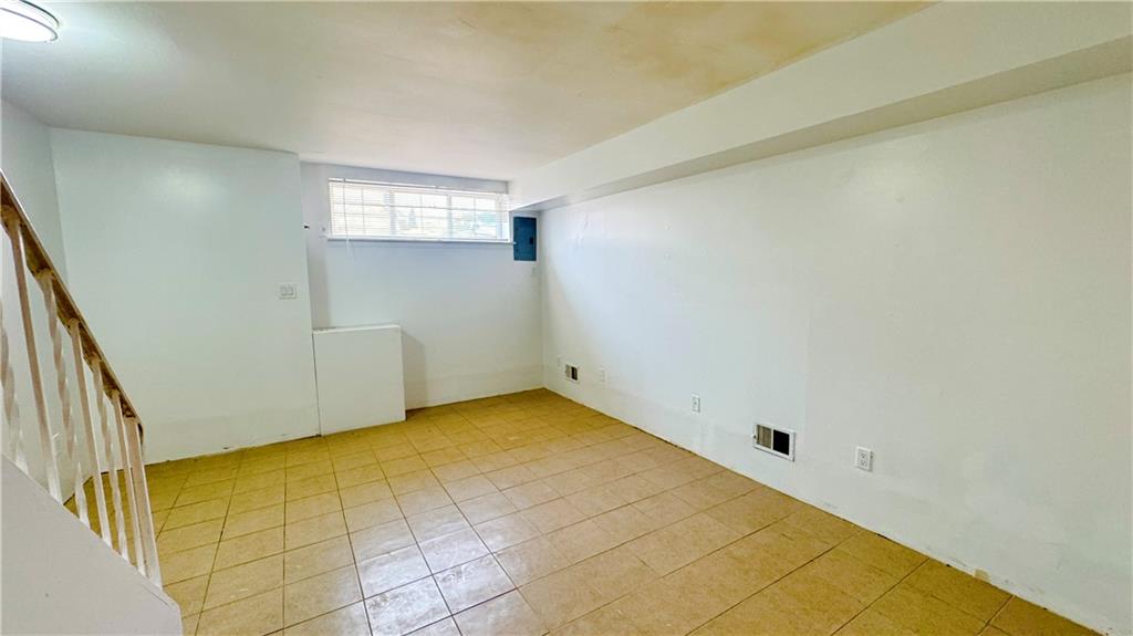 33 Lillie Lane Heartland Village State Island NY 10314